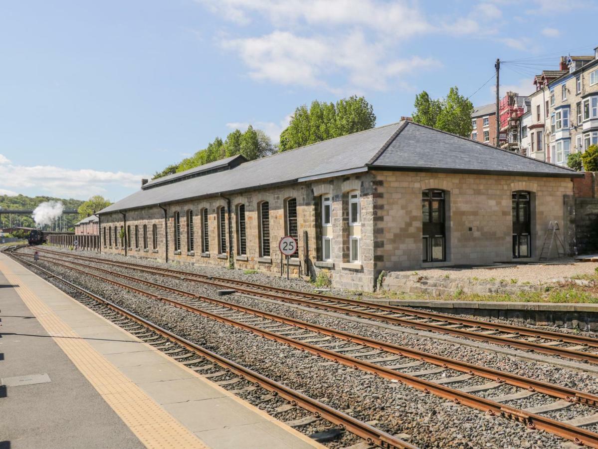 Repton Engine Shed Villa Whitby Exterior photo